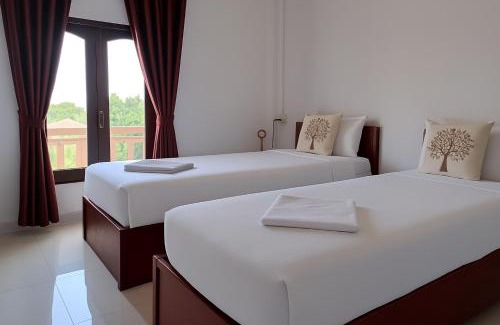 Phonsavan House | Sipanya Guesthouse