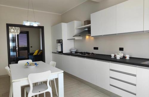 Tiche Apartment | Siracusa Suite, AC + Wi-Fi + Free Private Parking