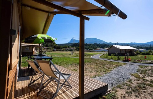 Sisteron Ski Chalet | Sites and Landscapes Les Prés Hauts * - Chalet Insolite Premium Méouge 6 people