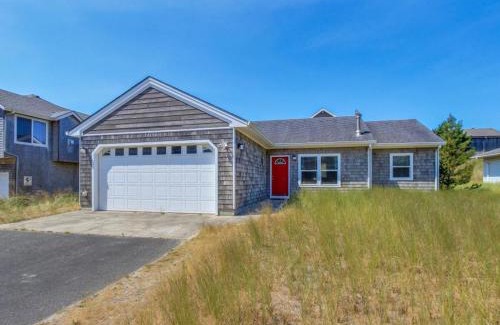 Kiwanda Shores House | Sittin' By The Sea