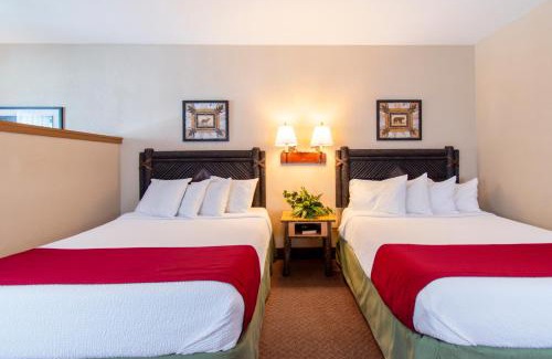 Queensbury Resort | Six Flags Great Escape Lodge & Indoor Waterpark