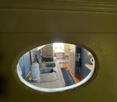 Molde Apartment | Sjarmerende hytte omgitt av vakker natur