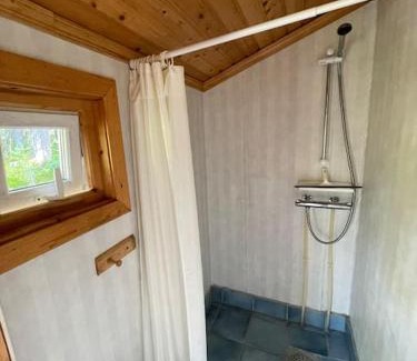 Molde Apartment | Sjarmerende hytte omgitt av vakker natur