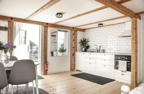 Sankt Anna House | Skärgårdslägenhet med havsutsikt i Sankt Anna! NR1