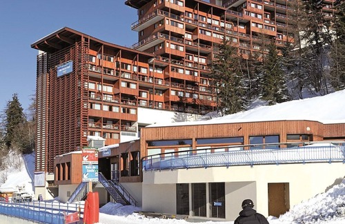 Arc-1600 Condo | ski aux pieds ! Appart duplex avec accès Piscine