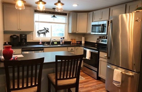 Thornton Condo | Ski & hike White Mt Natl Forest! Minutes from Waterville Valley, Loon & more