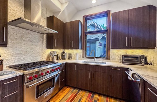 Edwards Villa | Ski In-Out, 4-Bedroom Penthouse - Arrowhead Village at Beaver Creek