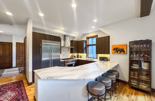 Edwards Villa | Ski In-Out, 4-Bedroom Penthouse - Arrowhead Village at Beaver Creek