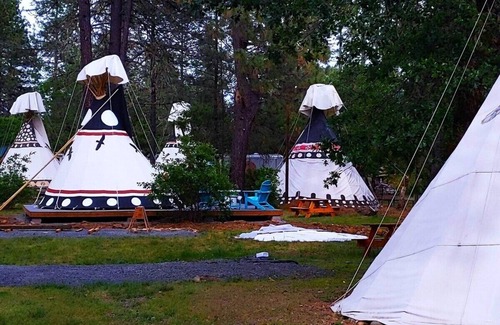 Cave Junction Apartment | Sky Spirit -Luxury Glamping 18' Tipi - Restrooms and Showers are only a short walk away.