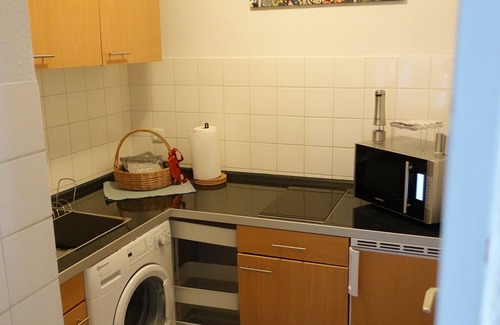 Bad Homburg v.d. Hoehe Condo | Skyline view and in 20 minutes in FFM, at the trade fair or on the Feldberg!