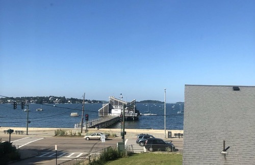 Quincy Apartment | Skyline & Beach View 1 BR w/Parking!