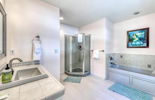 Country Club Estates House | Skyline Serenity