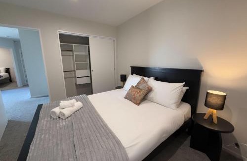 Manurewa Villa | SkyStars Brand New Skyline Haven