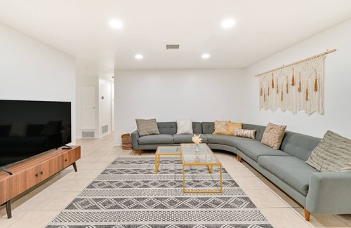 Clairemont Mesa House | Sleek San Diego Vacation Rental w/ Private Patio!