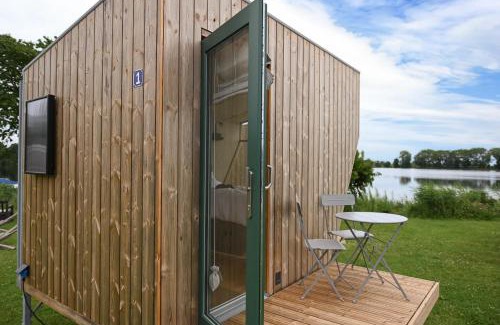 Suderstapel House | Sleep Space 1 - Green Tiny Spot Eider