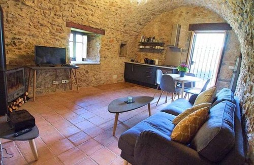 Girona Apartment | Sleep & Stay Can Campana Apt Sant Daniel w/terrace