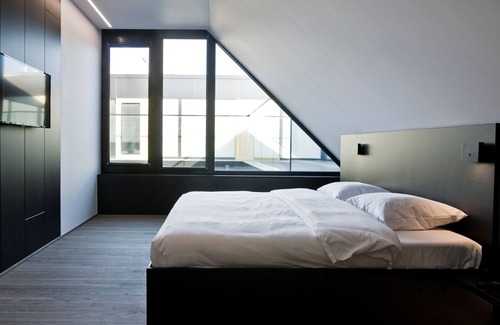 Broekwijk Hostel | Sleep Well Youth Hostel