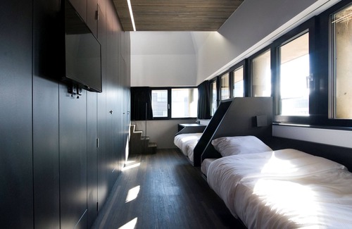 Broekwijk Hostel | Sleep Well Youth Hostel