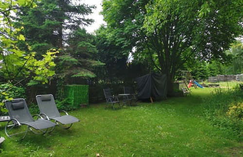 Lauta House | Sleeping in the hay/hay bed - Ferienhof Sarodnick