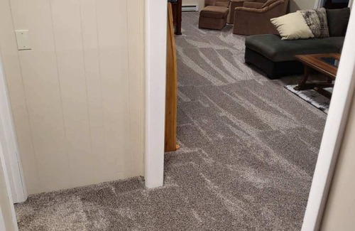 Heise House | Sleeps 14+ spacious home overlooking Heise.