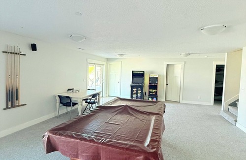 Fayette House | Sleeps 26-Pool-Hot Tub-Private Dock-Game Room