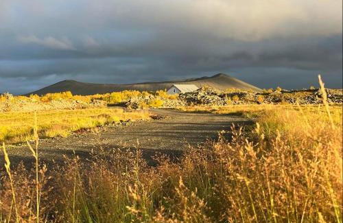 Skutustadir Apartment | Slow Travel Mývatn - Þúfa - Private Homestay