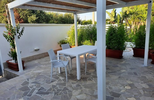 Torre Castiglione Apartment | Small apartment in the reserve "Palude del Conte" 300m from the crystal clear sea