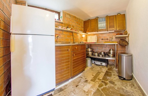 Selca Cottage | Small Beach Cottage