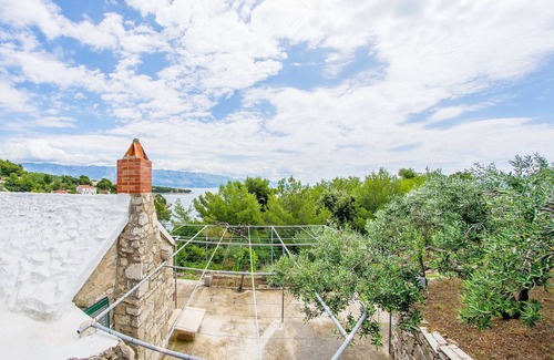 Selca Cottage | Small Beach Cottage