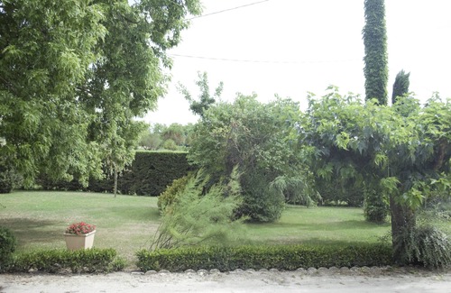 Labastide-Saint-Georges Cottage | Small cozy outbuilding attached to the mansion