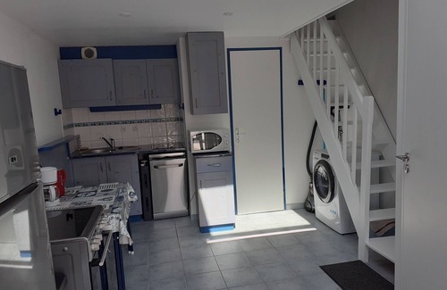 Saint-Michel-Chef-Chef House | Small house, 300 m from the beach, sleeps 7, swimming pool in the residence