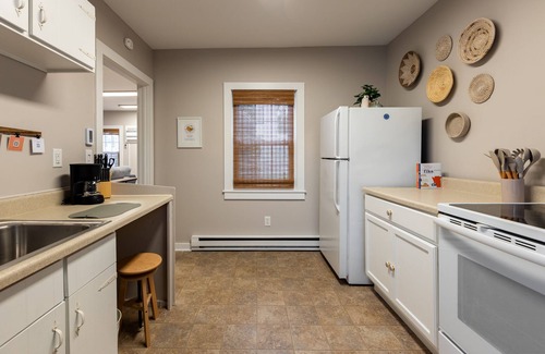Watertown Apartment | Small Town Stay- Stroll to Local Shops/Dining/Taft