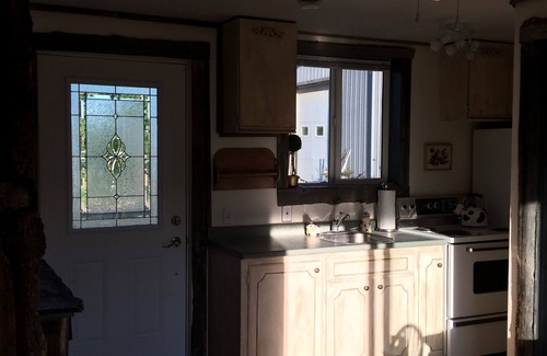 Cochrane House | Small Vintage Guest Ranch Accommodation