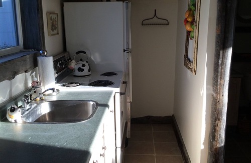 Cochrane House | Small Vintage Guest Ranch Accommodation