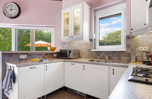 Siofok-Szabadifurdo House | Smeraldo by Interhome