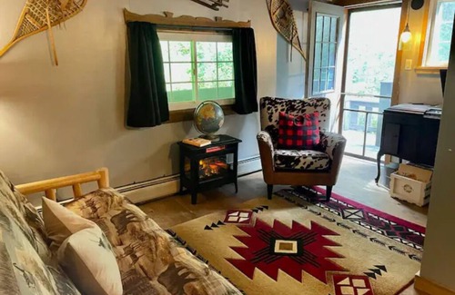 Waterbury Cabin | Smugglers' Notch - Grunberg Haus Inn & Cabins