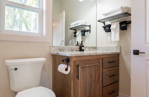 Idaho Falls Cabin | Snake River Meadow Lodge + Fishing & Outdoor Haven: 30 Acre Riverfront New Build