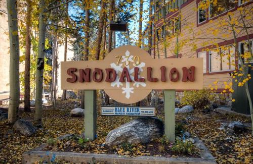 Peak 9 Apartment | Snodallion 25 Apartment