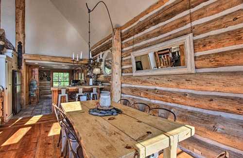 Crescent Cabin | ‘Snow Pine Retreat’ - Remote Crescent Log Cabin!