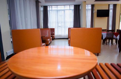 Mwanga Hotel | Snow View Hotel Annex