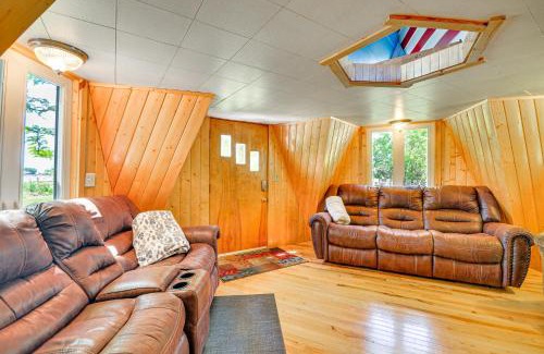 Clark House | Snowflake Cabin - Mins to Cody and Red Lodge!