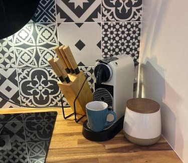 Grand Clement Apartment | Snug & Cosy proche gare PartDieu, accès facile aéroport et Eurexpo