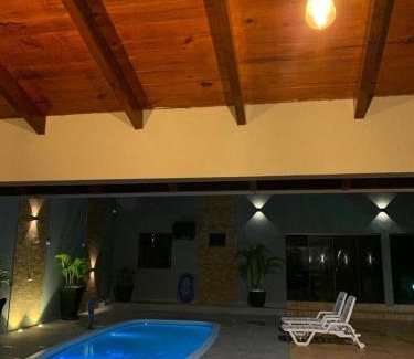 14 de Novembro House | Sobrado com 5 suítes para temporada e show rural
