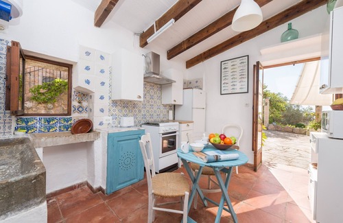 Urbanitzacio Es Verger Villa | SOBREAMUNT - Villa with sea views in ESPORLES. Free WiFi