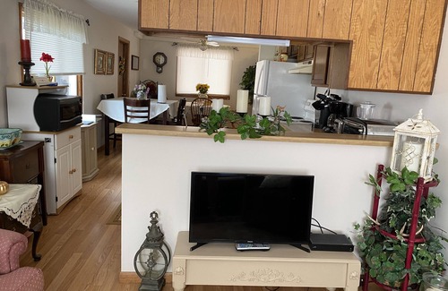 Oscoda House | Socrates Place Resort on Lake Van Etten in Oscoda, Michigan