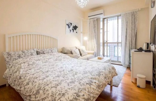 West District Apartment | SOGO Department/CMP Block Museum of Arts/FengjiaNightMarket/Blooming JAZZ