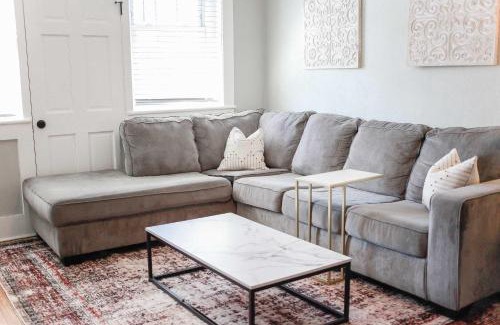 Ghent Apartment | Sojourn at Colley Manor Unit 3 Sleeps 4