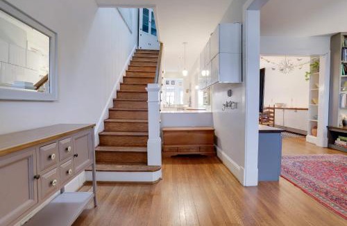 Hill East Apartment | Sojourn Eclectic Capitol Hill Home Sleeps 4