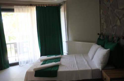 Ayvacik Hotel | Sokakağzı Otel & Beach