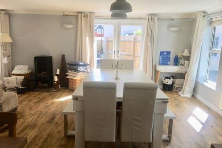 Netley House | Solent View